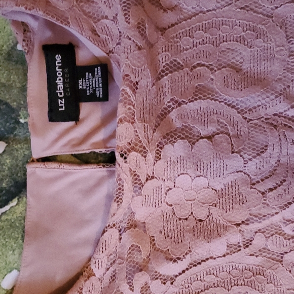 3/4 sleeve mauve pink top - Picture 2 of 3